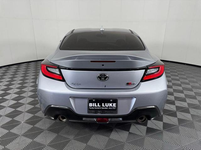 Photo of 2024 Silver Toyota GR86