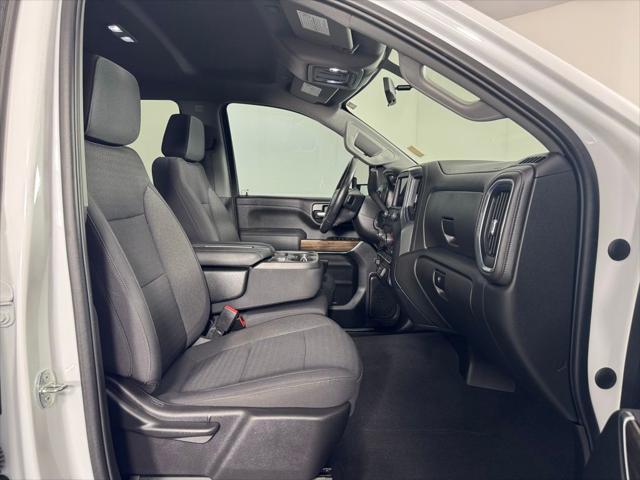 Photo of 2022 Summit White Chevrolet Silverado 2500