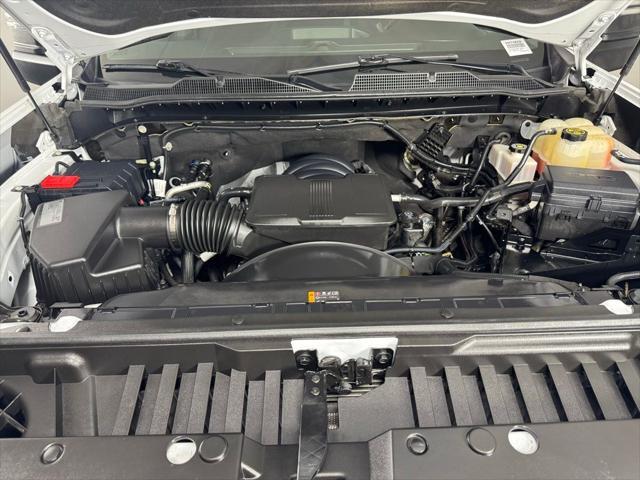 Photo of 2022 Summit White Chevrolet Silverado 2500