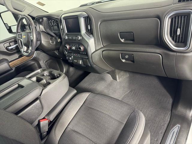 Photo of 2022 Summit White Chevrolet Silverado 2500