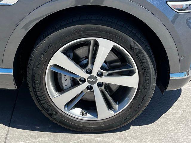 Photo of 2023 Himalayan Gray Genesis GV80