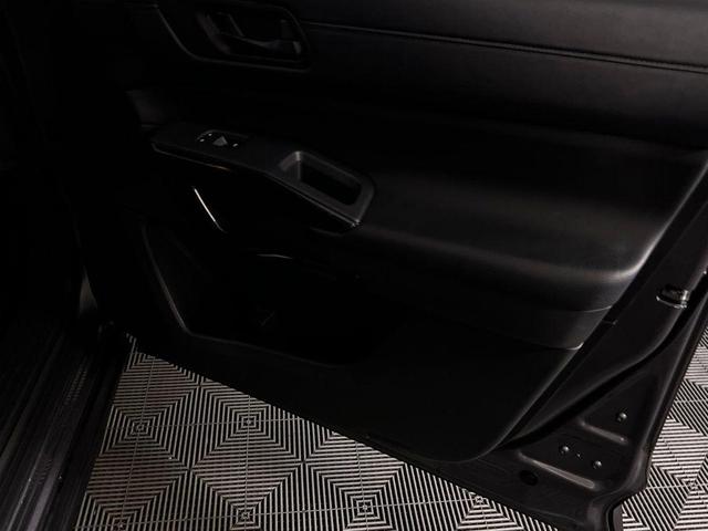 Photo of 2024 Gun Metallic Nissan Pathfinder