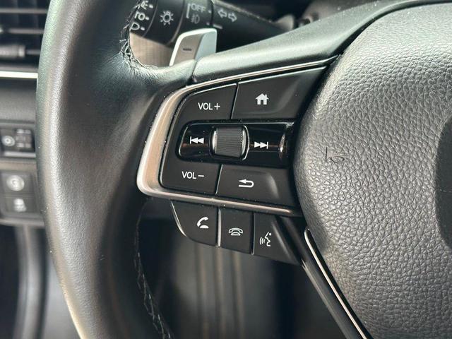 Photo of 2019 Crystal Black Pearl Honda Accord