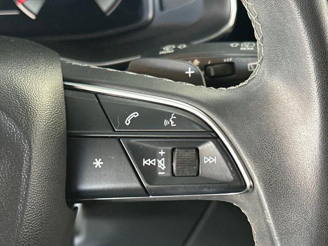 Photo of 2021 Glacier White Metallic Audi Q8
