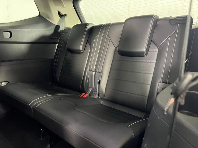 Photo of 2023 Tourmaline Blue Metallic Volkswagen Atlas