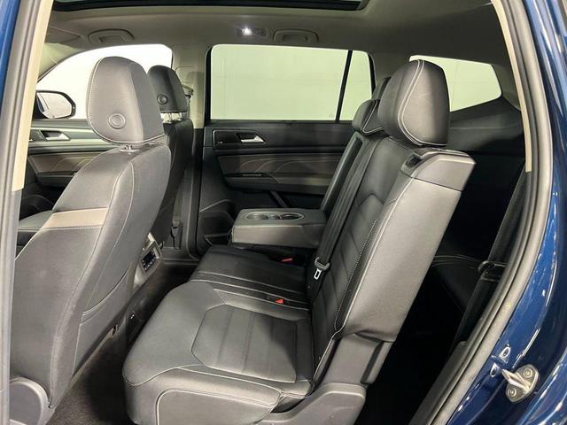 Photo of 2023 Tourmaline Blue Metallic Volkswagen Atlas