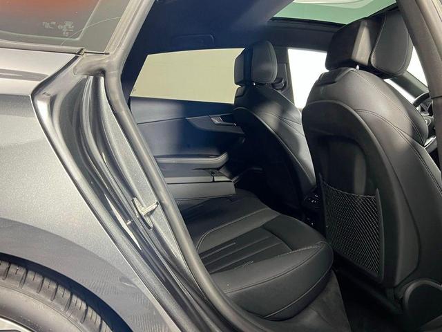 Photo of 2023 Daytona Gray Pearl Effect Audi A5 Sportback