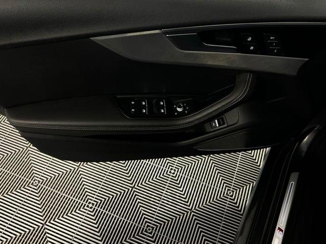 Photo of 2023 Daytona Gray Pearl Effect Audi A5 Sportback