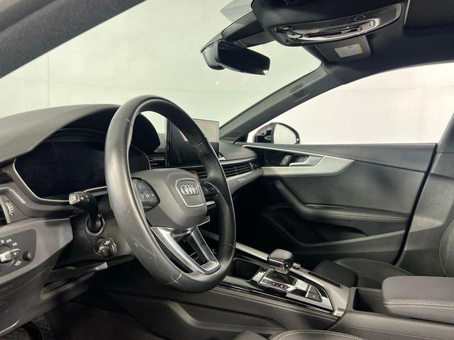 Photo of 2023 Daytona Gray Pearl Effect Audi A5 Sportback
