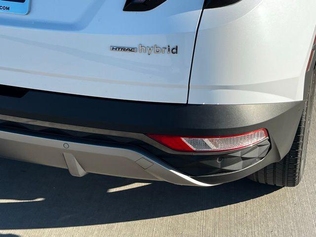 Photo of 2023 Serenity White Pearl Hyundai TUCSON Hybrid