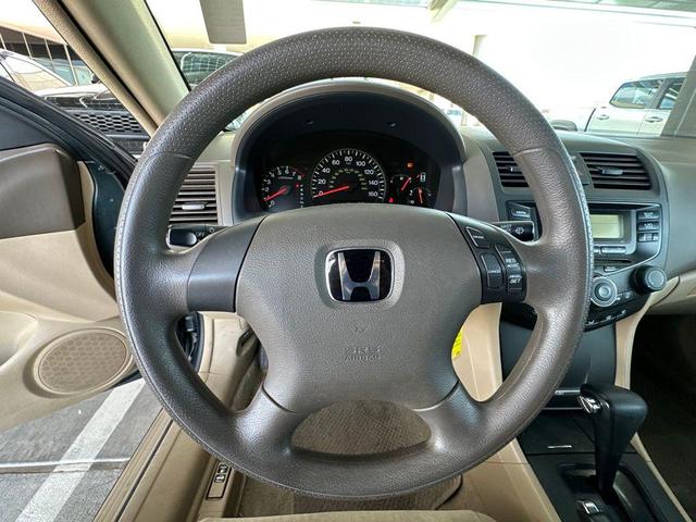 Photo of 2005 Deep Green Pearl Honda Accord