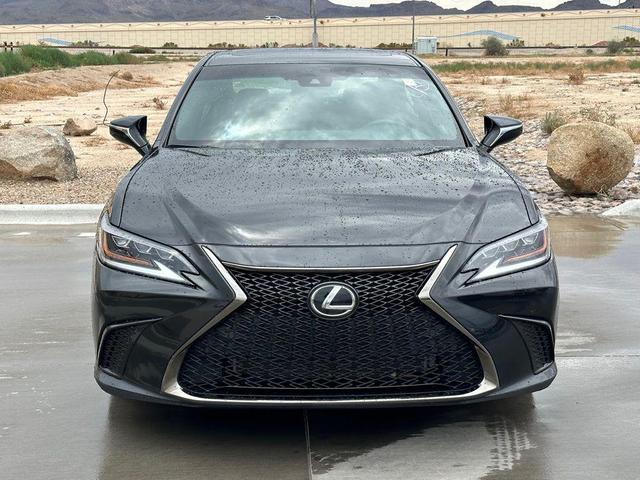 Photo of 2020 Black Lexus ES 350