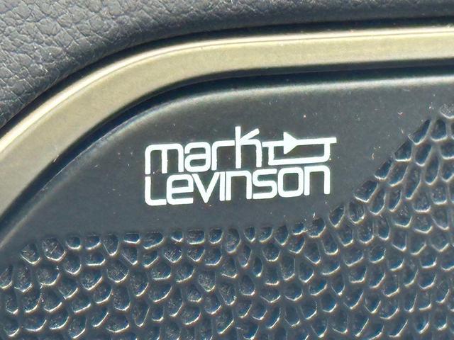 Photo of 2020 Black Lexus ES 350
