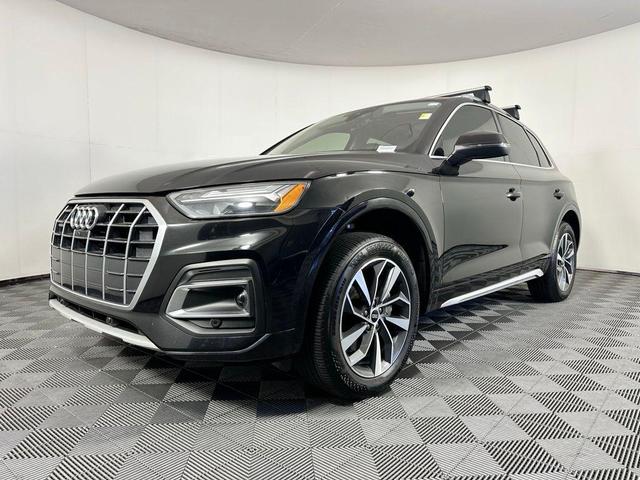 Photo of 2021 Black Audi Q5