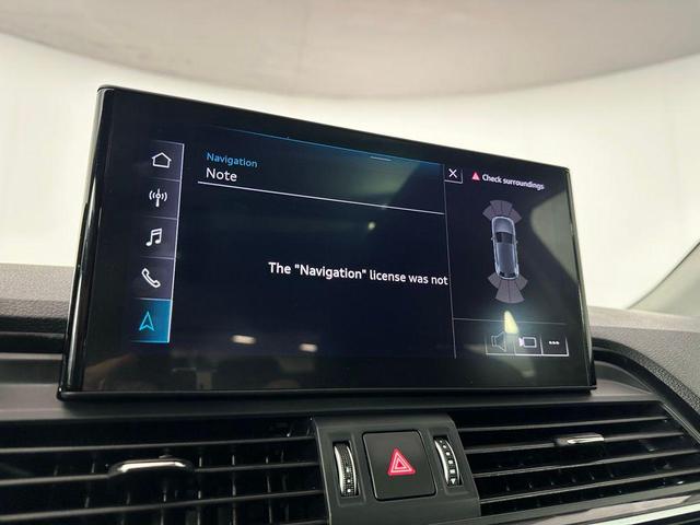 Photo of 2021 Black Audi Q5