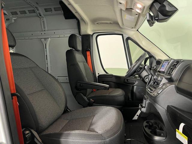 Photo of 2025 Bright White Clearcoat RAM ProMaster 2500