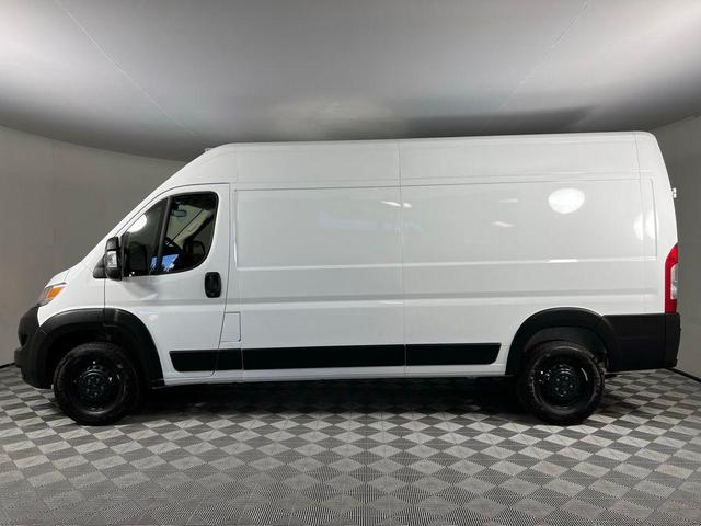 Photo of 2025 Bright White Clearcoat RAM ProMaster 2500