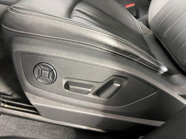 Photo of 2024 Gray Audi Q8 e-tron