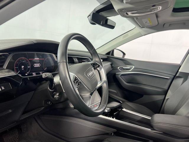 Photo of 2024 Gray Audi Q8 e-tron
