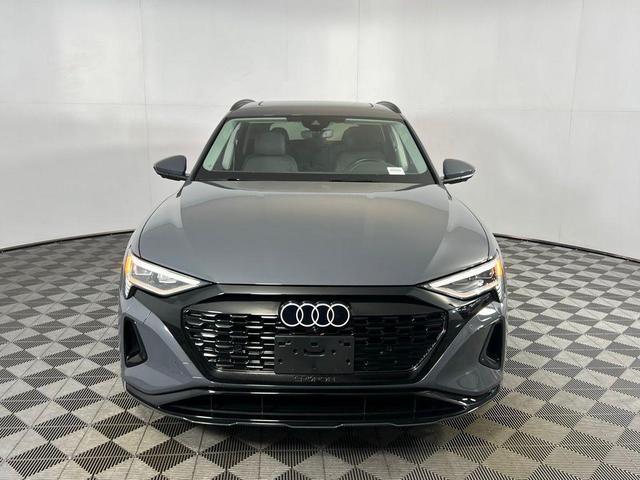 Photo of 2024 Gray Audi Q8 e-tron