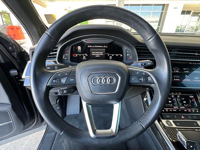 Photo of 2021 Orca Black Metallic Audi Q7