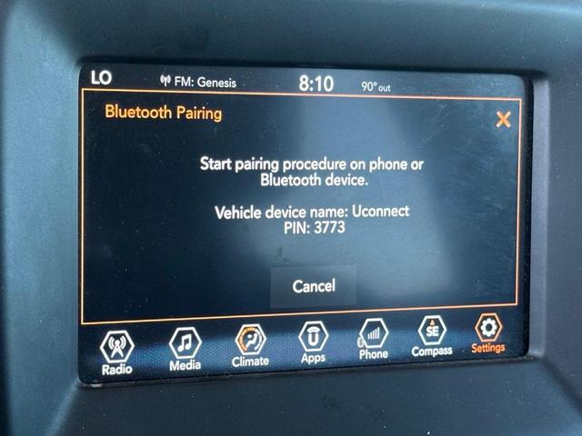 Photo of 2018 Diamond Black Crystal Pearlcoat Jeep Compass