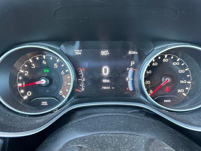 Photo of 2018 Diamond Black Crystal Pearlcoat Jeep Compass