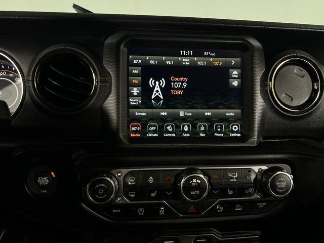 Photo of 2021 Bright White Clearcoat Jeep Wrangler Unlimited