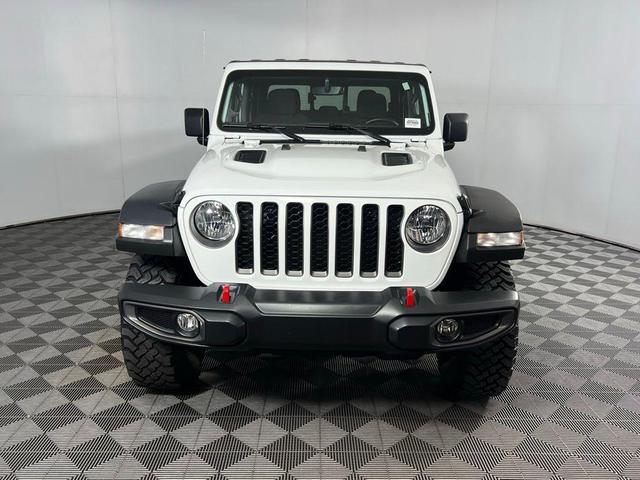 Photo of 2021 Bright White Clearcoat Jeep Gladiator