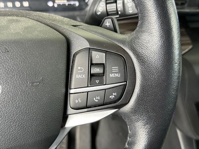 Photo of 2020 Oxford White Ford Explorer