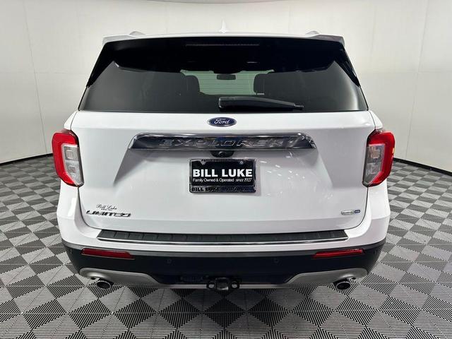 Photo of 2020 Oxford White Ford Explorer