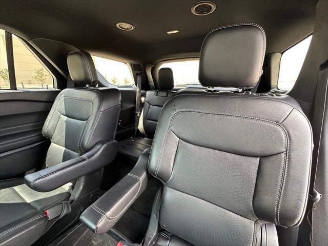 Photo of 2020 Oxford White Ford Explorer