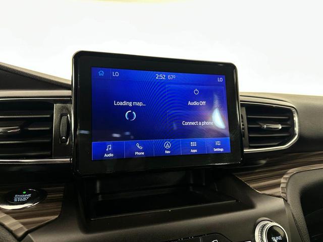 Photo of 2020 Oxford White Ford Explorer