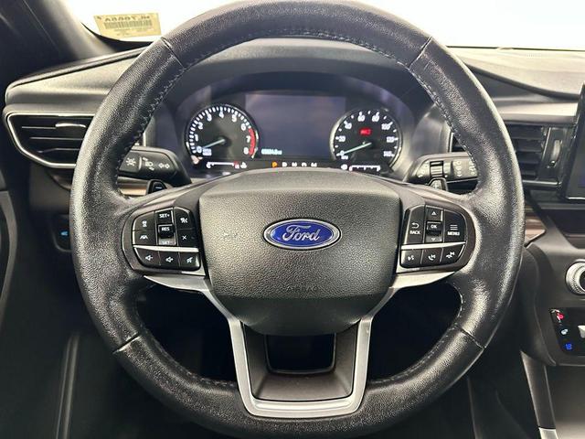 Photo of 2020 Oxford White Ford Explorer