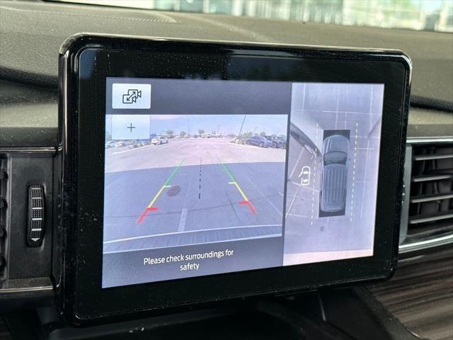 Photo of 2020 Oxford White Ford Explorer