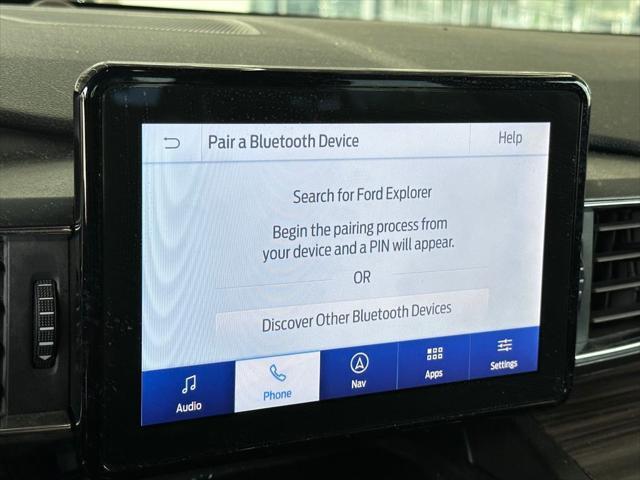 Photo of 2020 Oxford White Ford Explorer