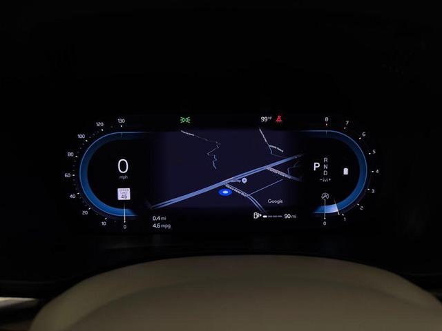Photo of 2023 Crystal White Metallic Volvo XC60