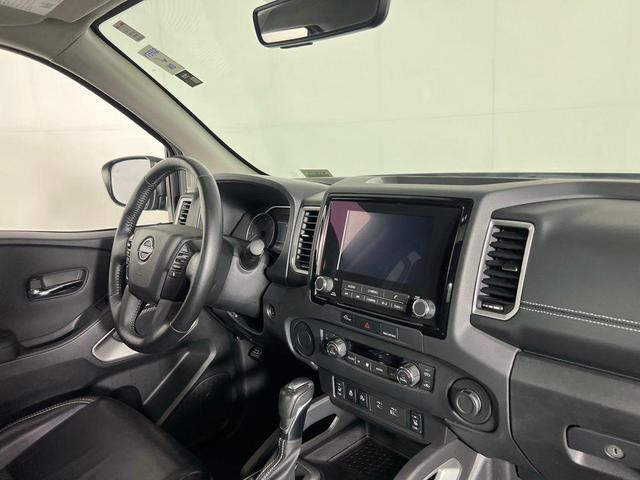 Photo of 2024 Super Black Nissan Frontier