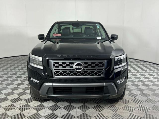 Photo of 2024 Super Black Nissan Frontier