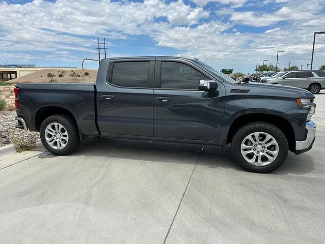 Photo of 2022 Shadow Gray Metallic Chevrolet Silverado 1500