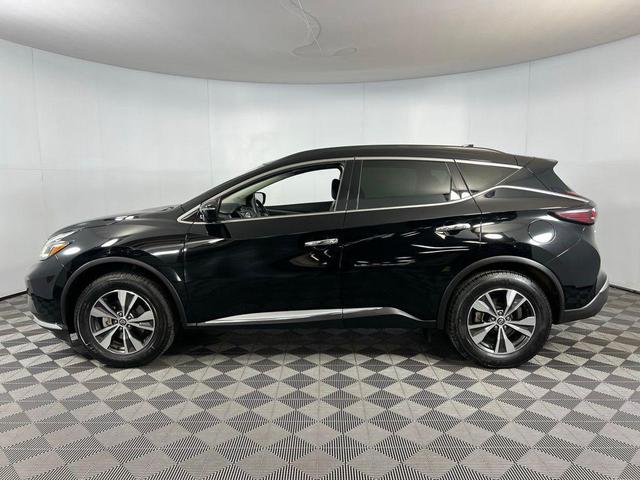 Photo of 2023 Super Black Nissan Murano
