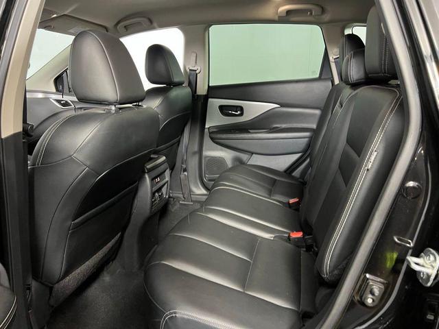 Photo of 2023 Super Black Nissan Murano
