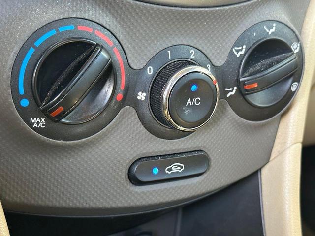 Photo of 2013 Century White Hyundai Accent