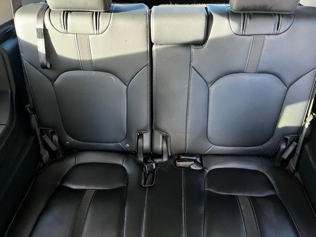 Photo of 2024 Platinum White Pearl Honda Pilot