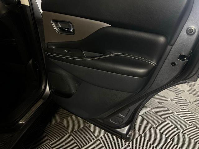 Photo of 2023 Gun Metallic Nissan Murano