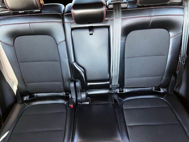 Photo of 2024 Silver Metallic Ford Escape