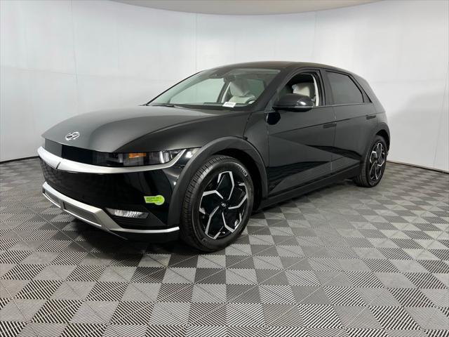 Photo of 2023 Abyss Black Hyundai IONIQ 5
