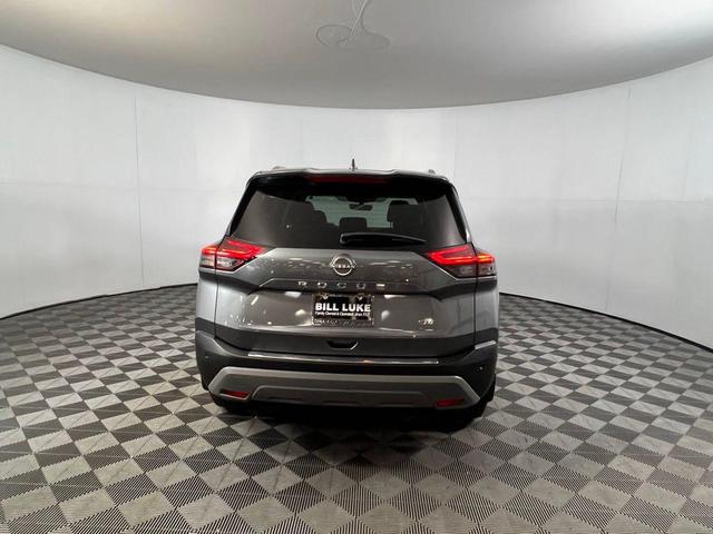 Photo of 2023 Gun Metallic Nissan Rogue