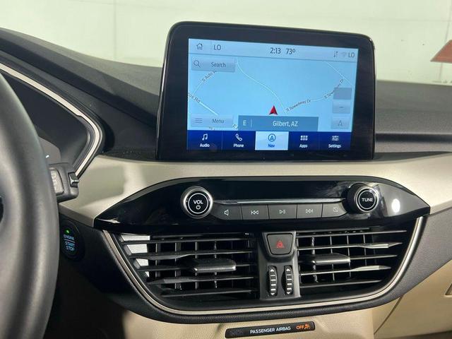 Photo of 2022 Black Metallic Ford Escape
