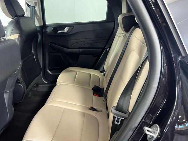 Photo of 2022 Black Metallic Ford Escape